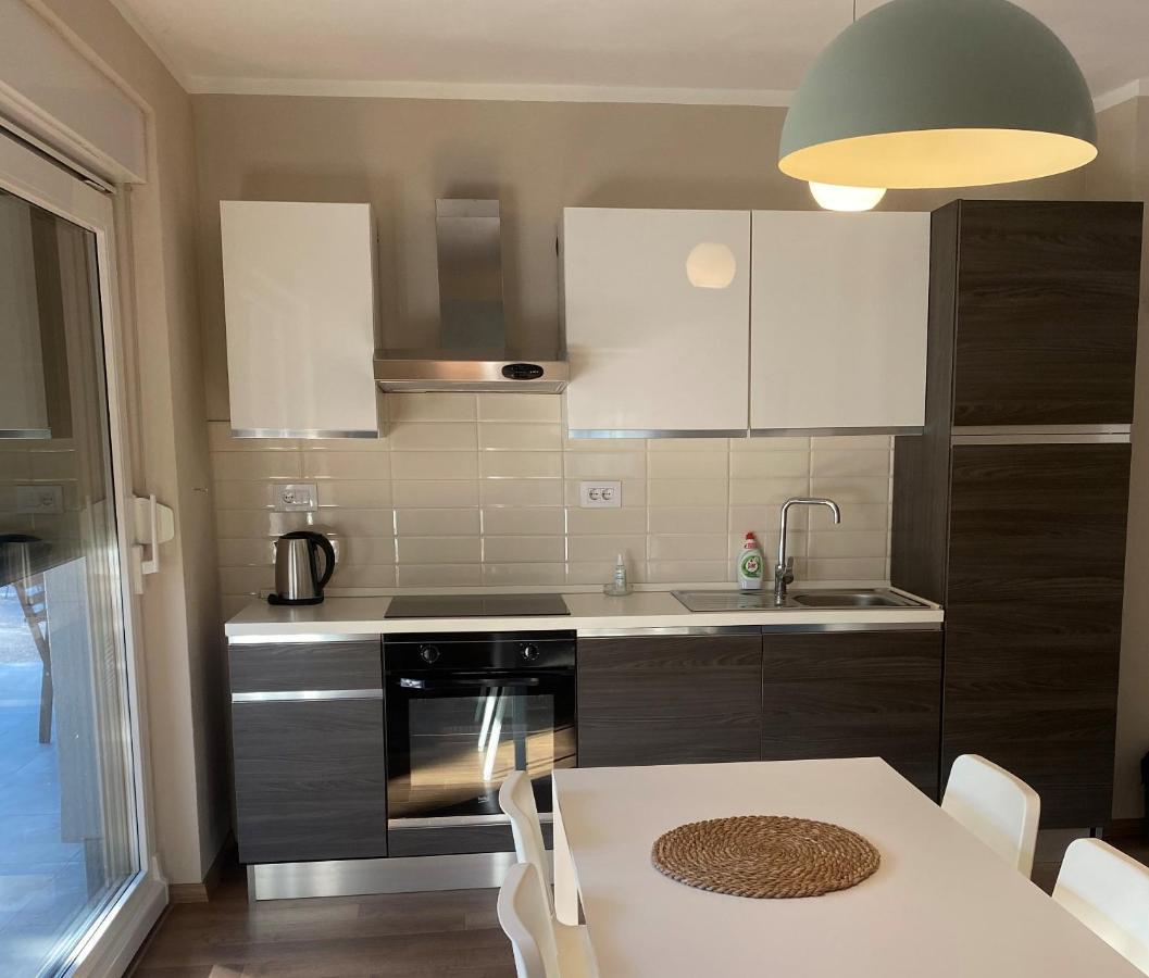 M Plus Residence Pinezići 外观 照片