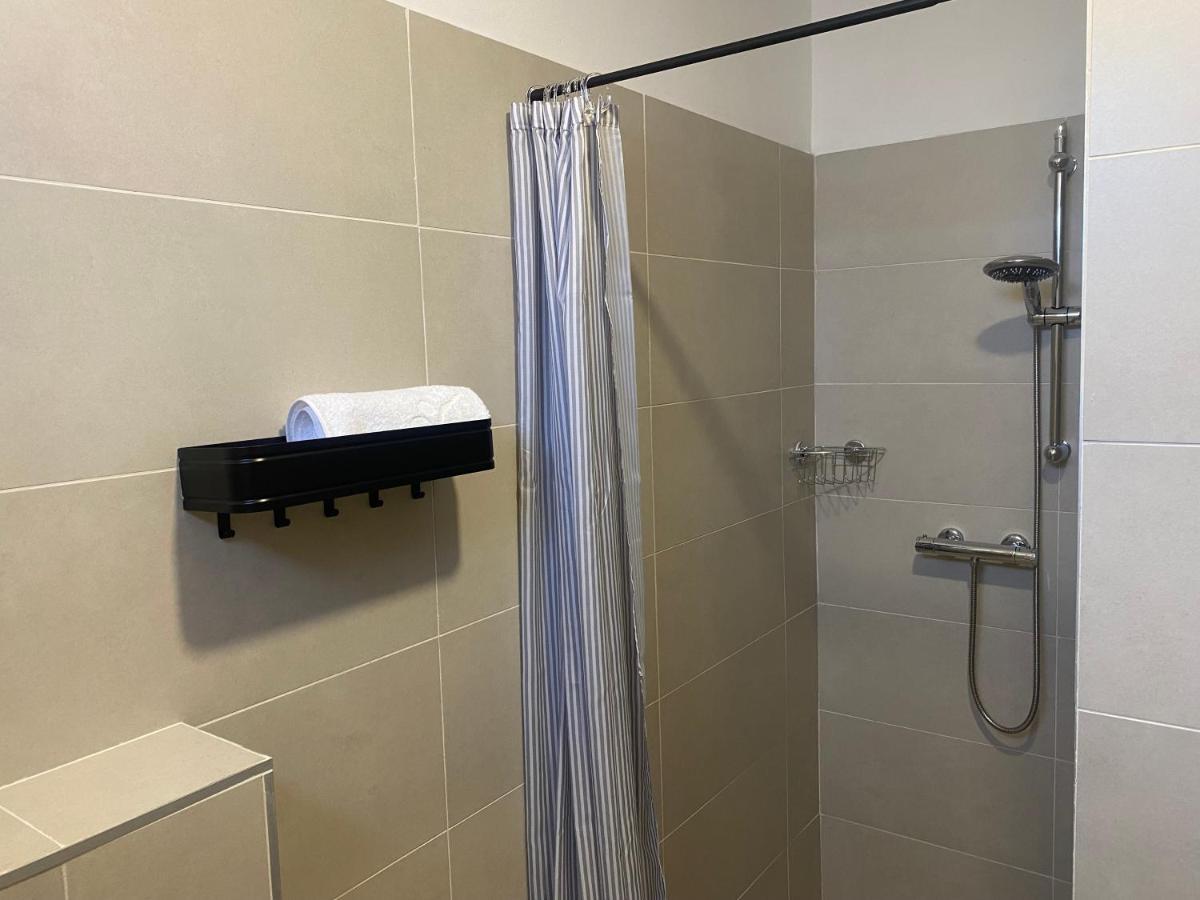 M Plus Residence Pinezići 外观 照片